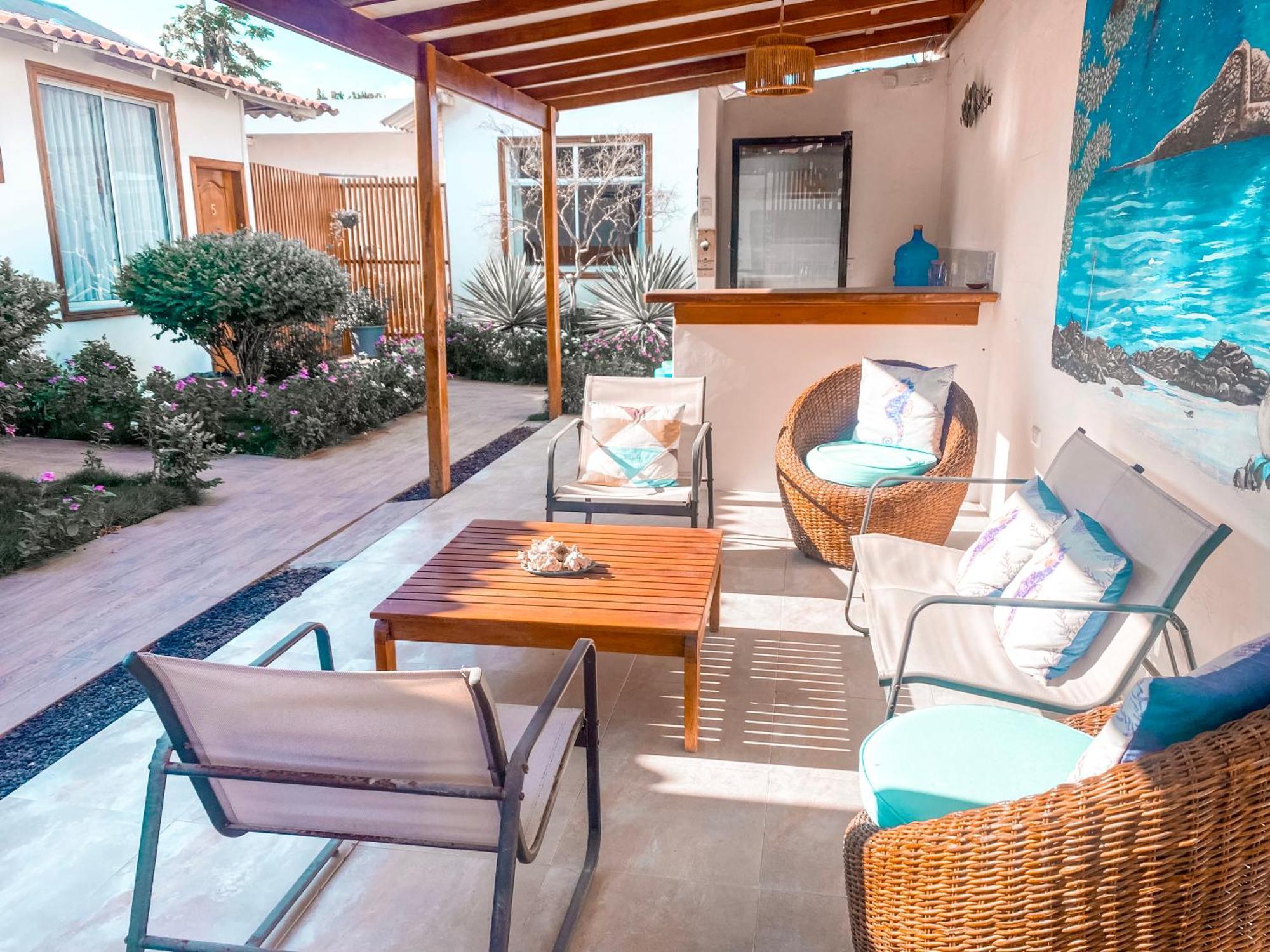 פורטו וילאמיל Hotel Coral Blanco With High Speed Internet Starlink And Galapagos Tour Operator מראה חיצוני תמונה